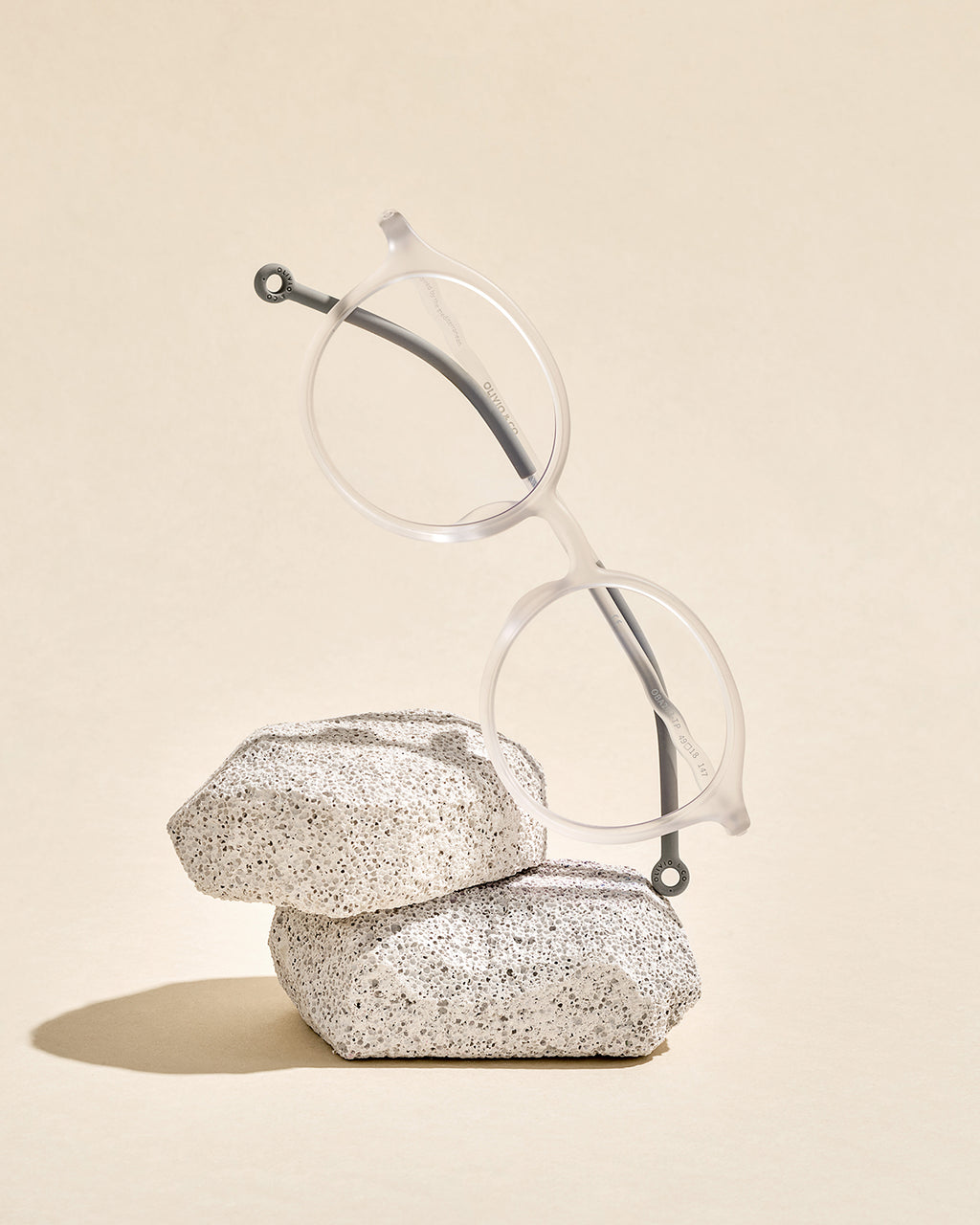 TEEN & ADULT Oval Screen Glasses - Foggy White