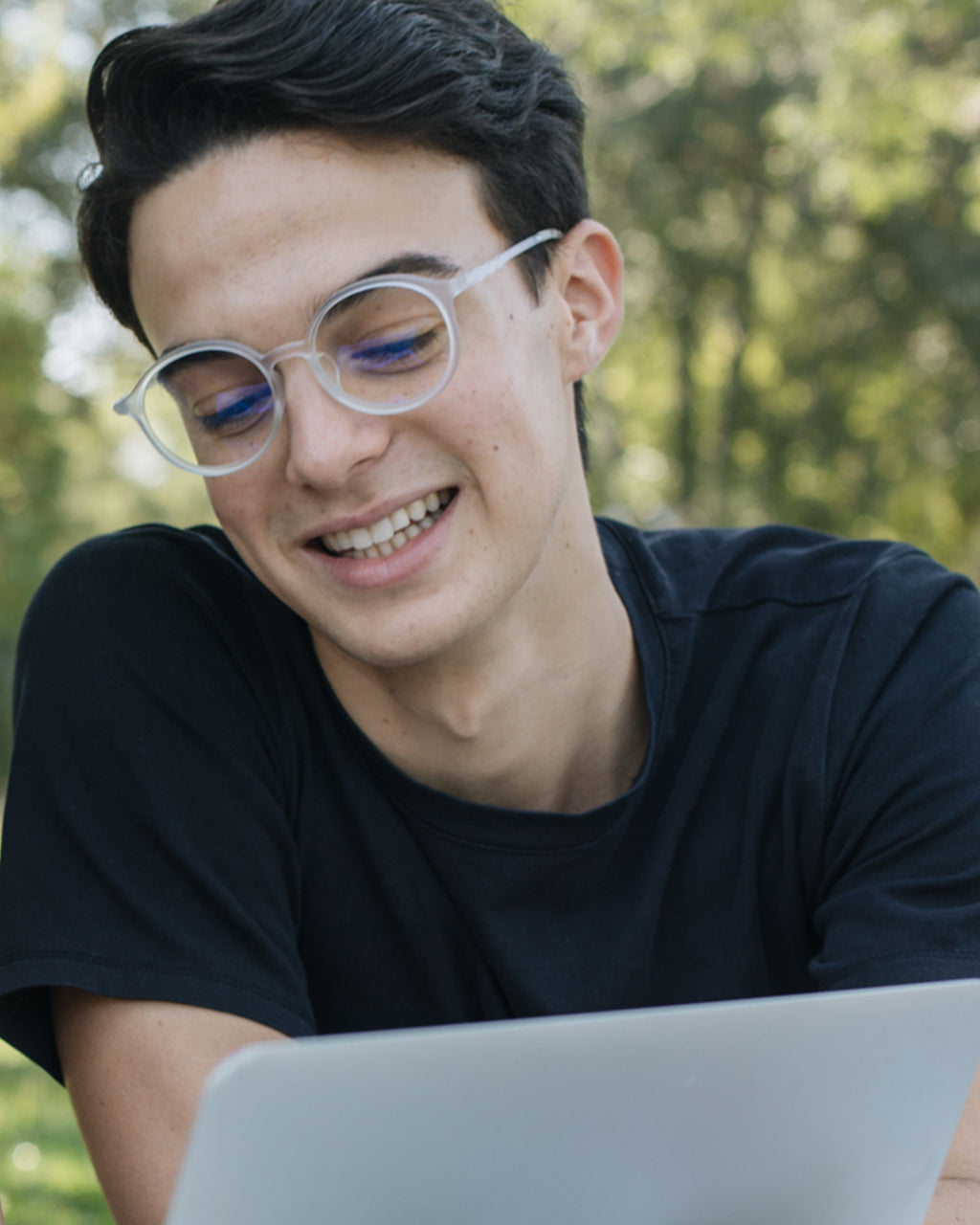 TEEN & ADULT Oval Screen Glasses - Foggy White